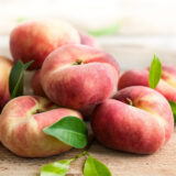 Саджанці інжирного персика "Сатурн"(середньопізній сорт, селекція США)